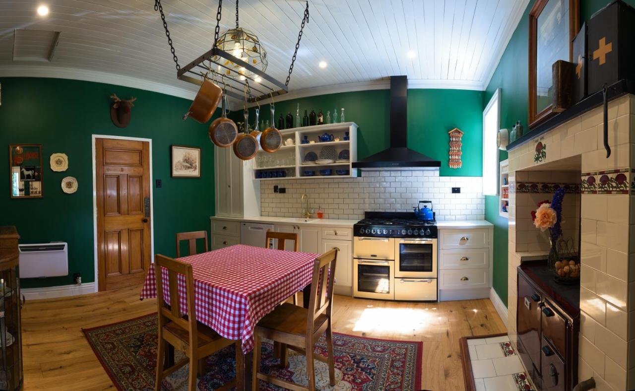 The Ferry Bed & Breakfast Κουίνσταουν Εξωτερικό φωτογραφία